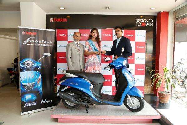 Miss Nepal Asmi Shrestha gets Yamaha Fascino