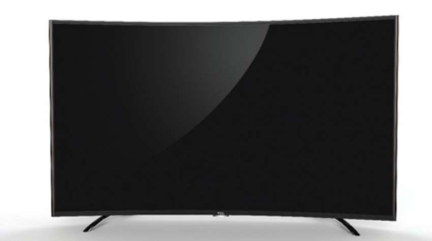 TCL Curve TV in the Nepali Market
