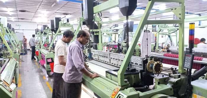 Government Mulls Reopening Industries by Classifying them into Green and Yellow Zones
