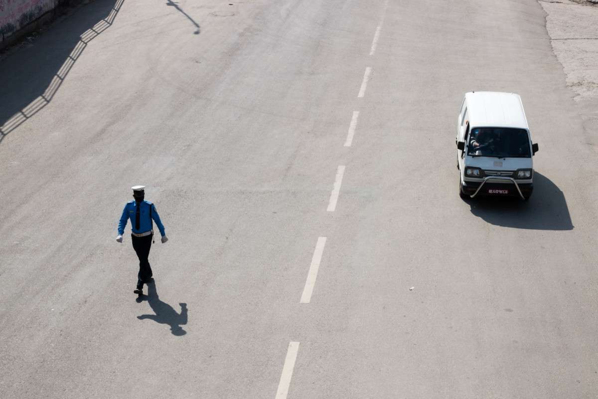 Private Sector Ramps Up Pressure to Ease Lockdown