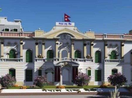 Central Bank Limits Import of Gold to 10 kg a Day   