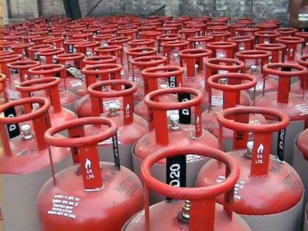 Market Reeling Under Shortage of LPG Despite Above Average Supply