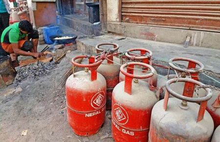 Consumer Protection Department Registers Maximum Complaints Related to LPG Shortage