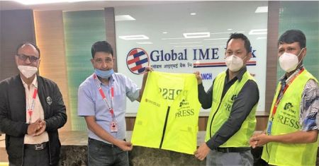 Global IME Bank Supports Photojournalists  