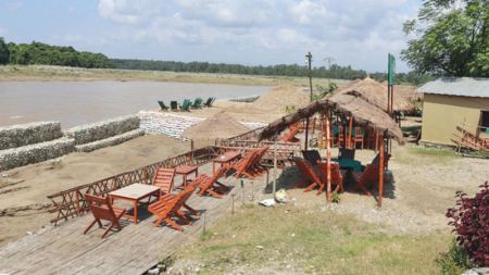 Tourism Entrepreneurs of Sauraha Announce Attractive Packages for Tourists