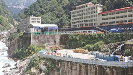 Tatopani Customs Closed Again after Workers Test Positive for Covid-19 