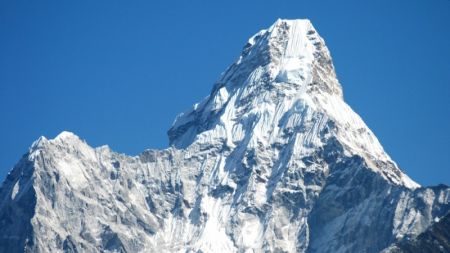 Ama Dablam Draws Foreign Expedition Teams amid Covid-19 Pandemic