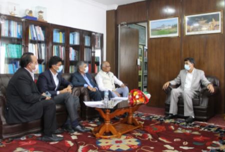  Finance Minister to Back Private Sector for Self-reliant Economy   