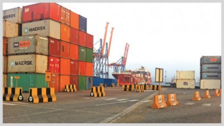 4,000 Containers of Goods Stranded in Indian Port after CONCOR Downscales its Service