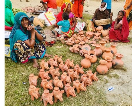 Demand for Earthen Pots High with Approaching Chhath Festival