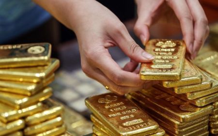 Gold Imports Witness 42% Decrease in FY 2022/2023; Prices Double in Five Years
